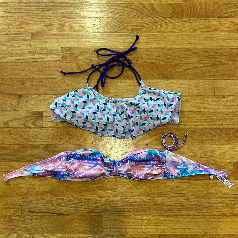 PINK Victoria’s Secret bikini tops - medium